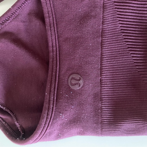 Lululemon Ebb to Street Bra A/B Size 8 (no cup liners!) - Picture 2 of 3